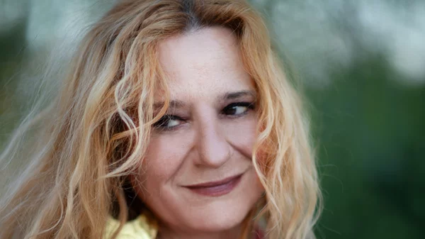 Η Ευανθία Ρεμπούτσικα στο Ηρώδειο για μια βραδιά με μηνύματα ειρήνης και αλληλεγγύης