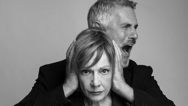 "Φθινοπωρινή ιστορία": Πέμη Ζούνη και Σταύρος Ζαλμάς μαζί στο ανακαινισμένο "Αλέκος Αλεξανδράκης"