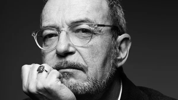 Ο Χάρης Παπαδημητρακόπουλος είναι "Lockdowned"