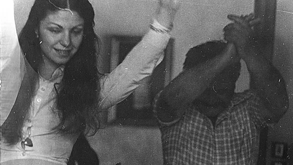 Το Αθηναϊκό Τσιφτετέλι: Χορεύοντας ανάμεσα στις ταυτότητες και τις αντιστάσεις