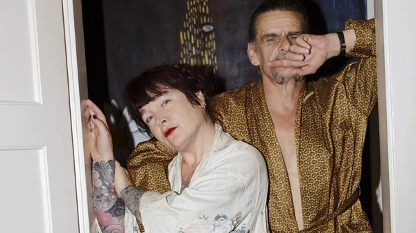 Η φωτογράφος Anne Morgenstern καταγράφει την περίπλοκη σχέση επιθυμίας, ταυτότητας και πολιτικής