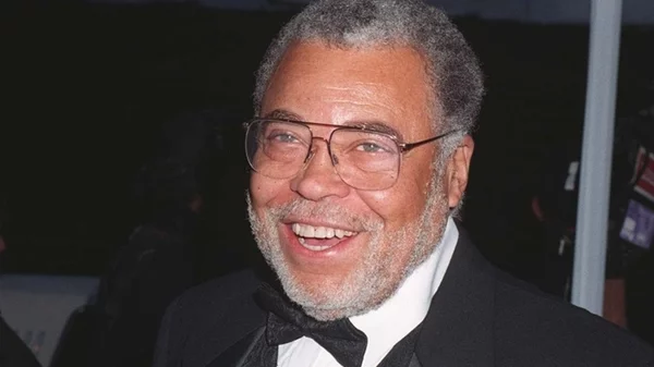 Ο Τζέιμς Ερλ Τζόουνς δεν ήταν μόνο η θρυλική φωνή του Darth Vader