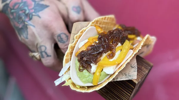 Tiki Bar Athens: Εδώ το ρούμι είναι βασιλιάς