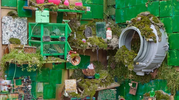 "Other Suns Other Planets": Με διπλή έκθεση επιστρέφουν τα Dio Horia