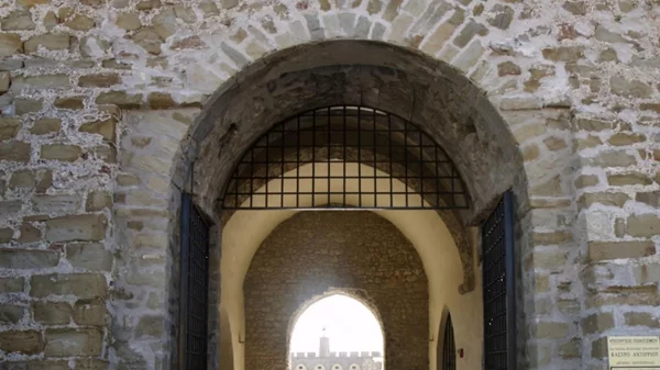 Το Κάστρο του Αντιρρίου γίνεται καθολικά προσβάσιμο με πόρους από το ταμείο ανάκαμψης