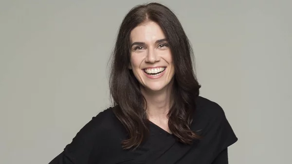 Η Μαρία Φλωράτου είναι ένα ανερχόμενο θεατρικό πρόσωπο