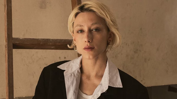 Αντωνία Οικονόμου, πώς χορεύουν μέσα σε λευκό καμβά;