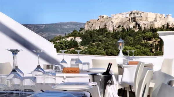 "Συν Αθηνά": Στο κλασικό χωράνε όλοι