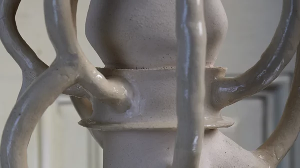 "Vertigo": Το αριστούργημα του Άλφρεντ Χίτσκοκ εμπνέει δύο εικαστικούς