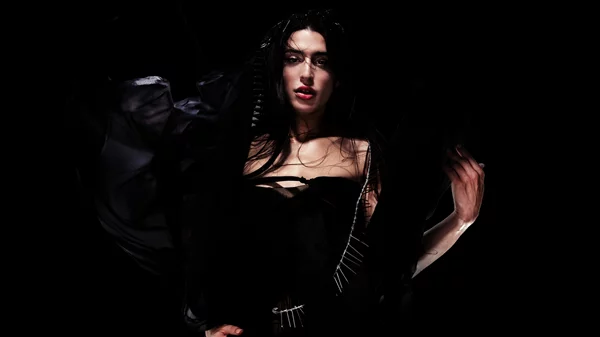 Arca: Cyborg ποπ στα άκρα