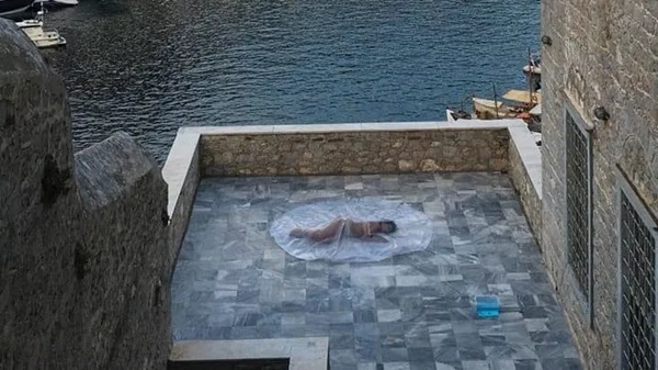 "Space Oddity": Εκδηλώσεις για τις τελευταίες μέρες της έκθεσης του Νίκου Χαραλαμπίδη