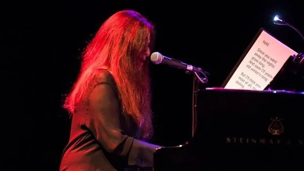 Μαρίκα Κλαμπατσέα: Μια μουσική performance για τα διαφορετικά πρόσωπα του έρωτα με τίτλο "EROS"