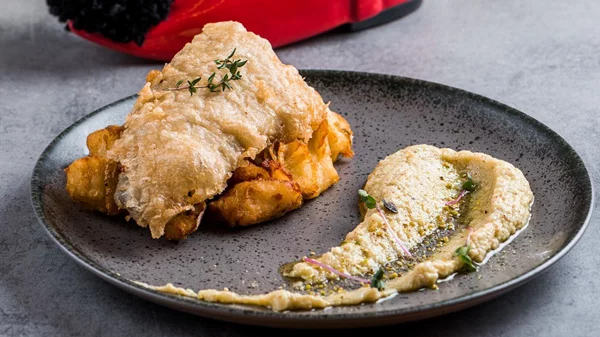 6 ραντεβού με τον μπακαλιάρο για την 25η Μαρτίου