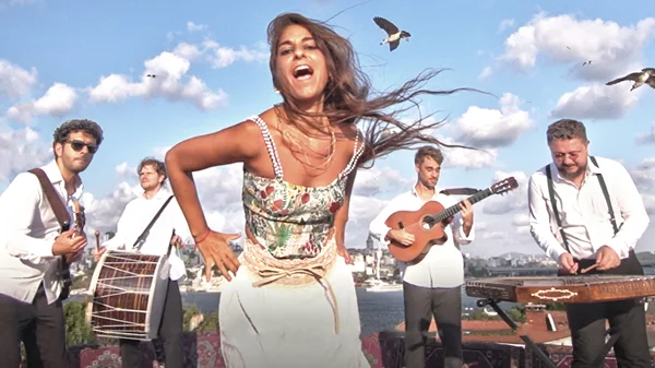 Οι Light In Babylon έρχονται ξανά στην Αθήνα