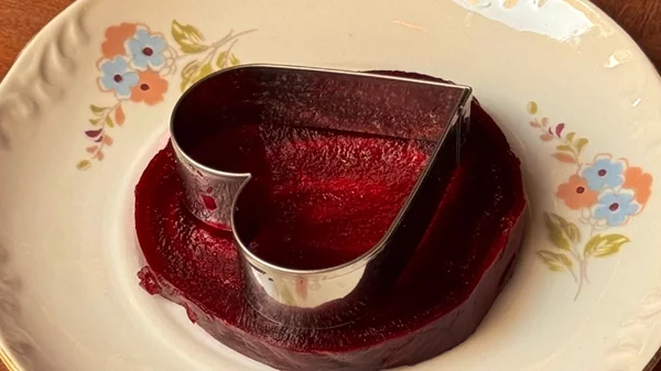 Το Café Society του Mona γιορτάζει τον Άγιο Βαλεντίνο!