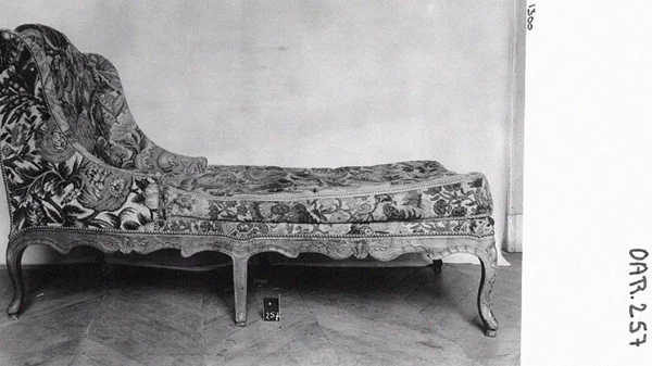 Ένα αθηναϊκό διαμέρισμα γίνεται χώρος για "speed dating"