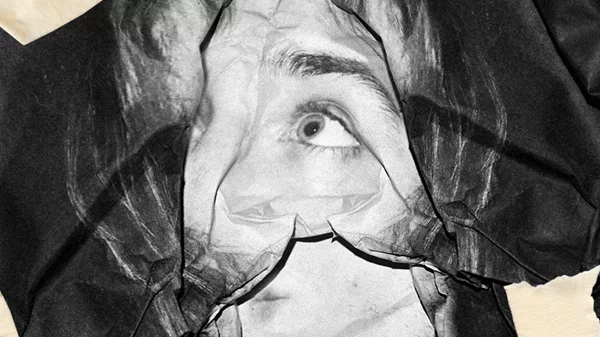 Οι "Βάκχες" του Ευρυπίδη από την ομάδα Ελλήνων ακροβατών και χορευτών "κι όμΩς κινείται"