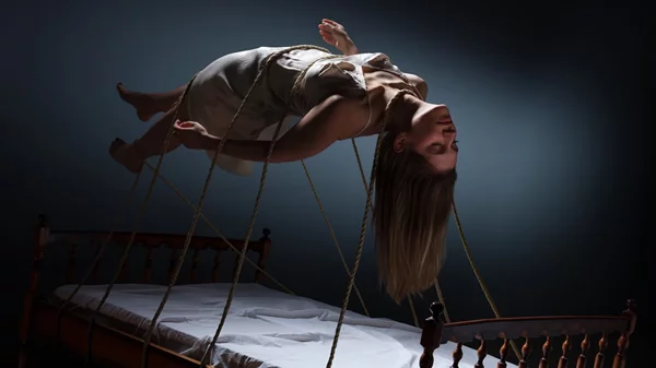 "Και εφύτευσεν ο Θεός παράδεισον": Το πρόβλημα του trafficking στη σκηνή από τους C. for Circus