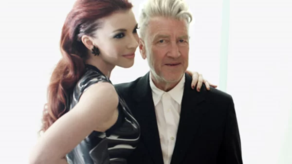 Ο Ντέιβιντ Λιντς μέσα από τα λόγια των Chrysta Bell & Sharon Van Etten