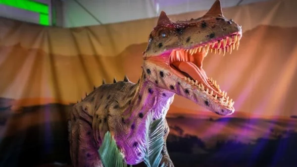 Ένα συναρπαστικό ταξίδι στην εποχή των δεινοσαύρων
