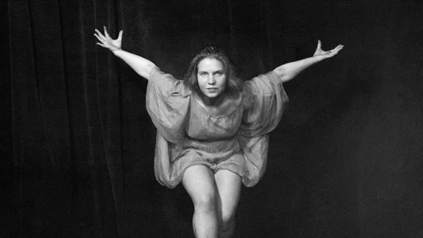 Μια διημερίδα αφιερωμένη στη φωτογράφο Nelly's