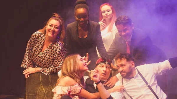 "Το Ξενοδοχείο των δύο κόσμων" του Ερίκ Εμανουέλ Σμιτ στο θέατρο Αυλαία