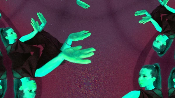 "The Tell-Tale Heart": Μια weird performance poetry στο Rabbithole