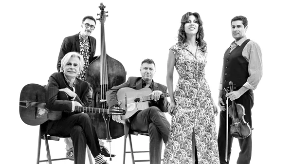 Οι Gadjo Dilo συνεχίζουν στο Gazarte