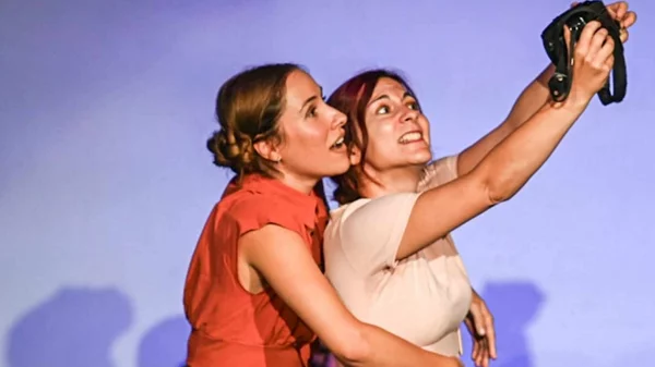 Το "Τρανζίστορ" πιάνει σταθμούς από όλον τον 20ό αιώνα