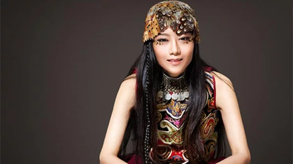 Παγκόσμια Ημέρα Χορού: Το μήνυμα για το 2023 από την Γιανγκ Λιπίνγκ