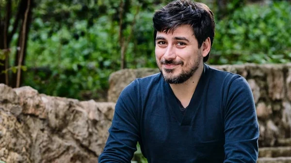 "Σίρλεϊ": Ο Βασίλης Μαυρογεωργίου γράφει για την ηρωίδα που τον γοήτευσε