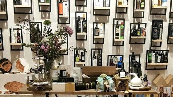 "Maison d’Olive": μια μπουτίκ λαδιού στο Κολωνάκι