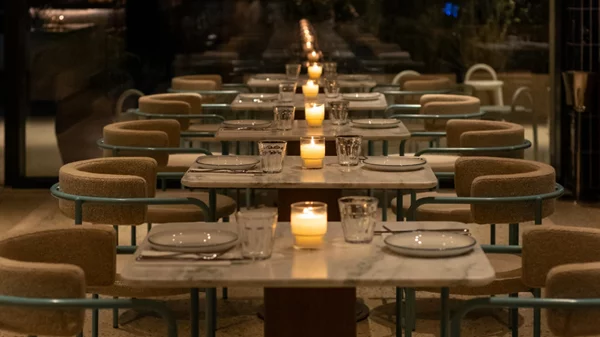 Ace Hotel Athens: Bραδιά για δύο στο stylish hotspot της Ριβιέρας