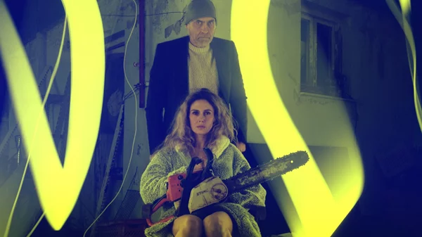 Ένα διαρκές "so fucking what" στο έργο του Ουελμπέκ που ανεβάζουν οι Εlephas Tiliensis