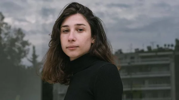 Το #OccupyAtopos2023 καλωσορίζει την επιμελήτρια Ελένη Ρήγα