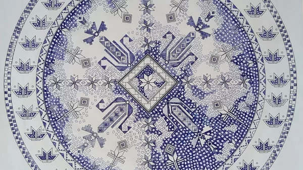 Το παραδοσιακό λευκαδίτικο κέντημα συναντά τη σύγχρονη εικαστική δημιουργία