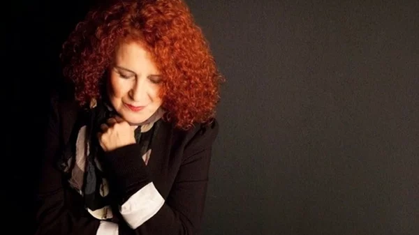 Σε ένα μουσικό ποιητικό ταξίδι στην Πορτογαλία μάς καλεί η Αλίκη Καγιαλόγλου στη Θεατρική Σκηνή Δήμου Αβδελιώδη