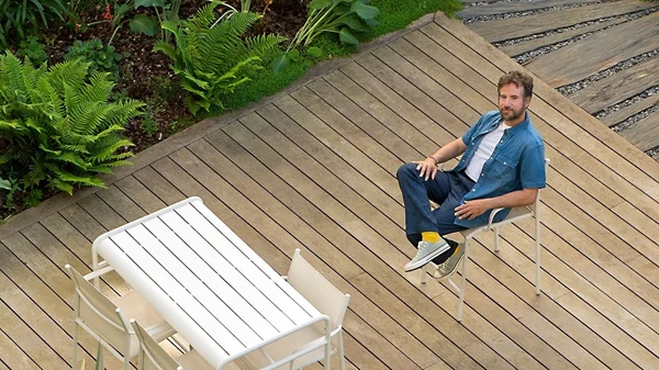 Καλοκαίρι με Κωστή Μαραβέγια στον Κήπο του Μεγάρου