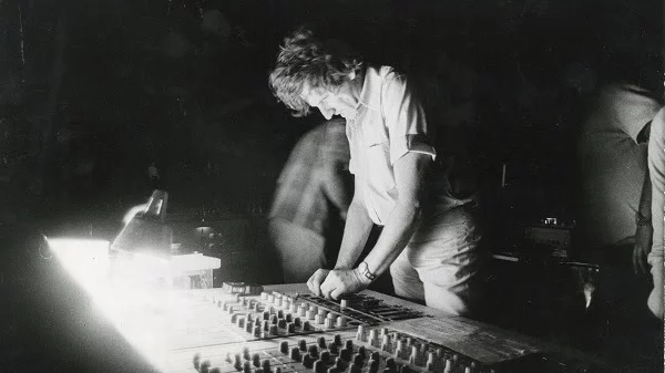 Δύο εκθέσεις για τον Ιάννη Ξενάκη έρχονται στο ΕΜΣΤ