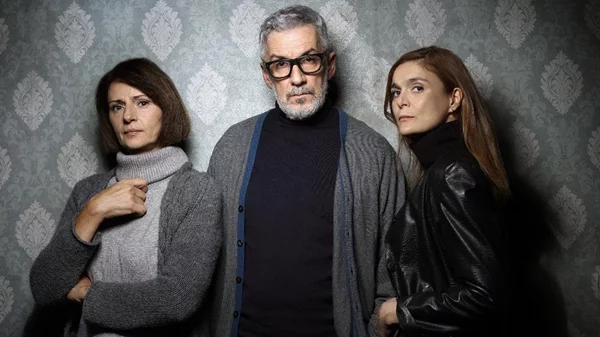 Η 'Ράβδος" επιστρέφει με Άρη Λεμπεσόπουλο, Αλεξάνδρα Αϊδίνη, και Τατιάνα Παπαμόσχου