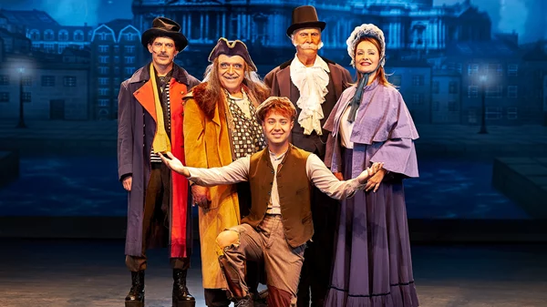 Η υπερπαραγωγή "Όλιβερ Τουίστ" επιστρέφει ανανεωμένη στο "Θέατρον" του Κέντρου Πολιτισμού "Ελληνικός Κόσμος"