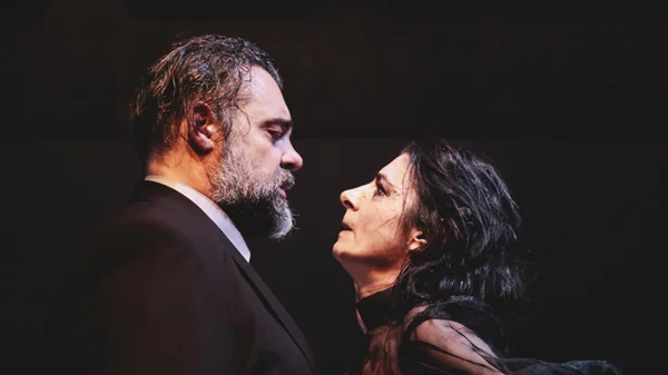 Τελευταίες παραστάσεις για την "Καρένινα" στο Θησείον