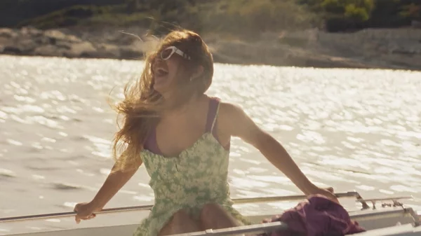 Το Netflix προβάλλει την Ελλάδα σε νέο βίντεο