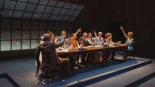 Νέες φωτογραφίες από την παράσταση του Βαγγέλη Θεοδωρόπουλου "Μέχρι να σβήσουν τ’ άστρα"