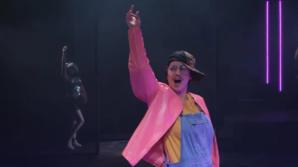 "Δωδέκατη νύχτα ή ό,τι επιθυμείτε": Ακάθεκτο συνεχίζεται το έργο που σκηνοθετεί ο Γιάννης Κακλέας