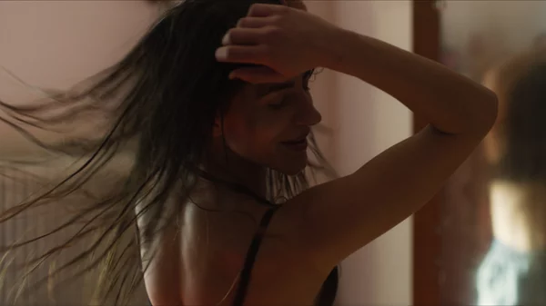 Ο σολίστ Διονύσης Μαλλούχος γράφει για το "Πίσω από τις Θημωνιές"