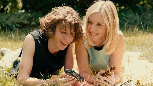 Η τολμηρή σκηνοθέτρια Κατρίν Μπρεγιά τα λέει έξω από τα δόντια