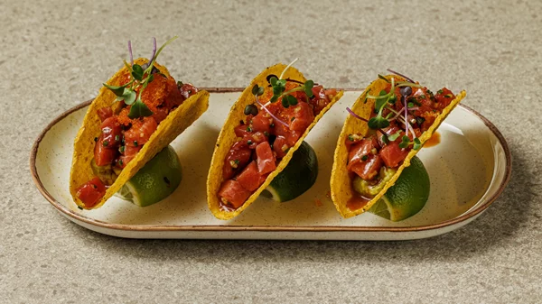 "Acan": Κάτι από Λατινική Αμερική στο Μοσχάτο