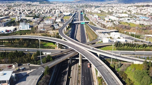 Αττική Οδός: Πώς διαμορφώνονται τα διόδια, κανονικά οι συσκευές e-PASS και οι κάρτες