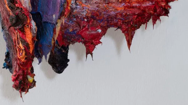 "Fragments & Dust": Διερευνώντας τι σημαίνει ζωγραφική και γλυπτική σήμερα